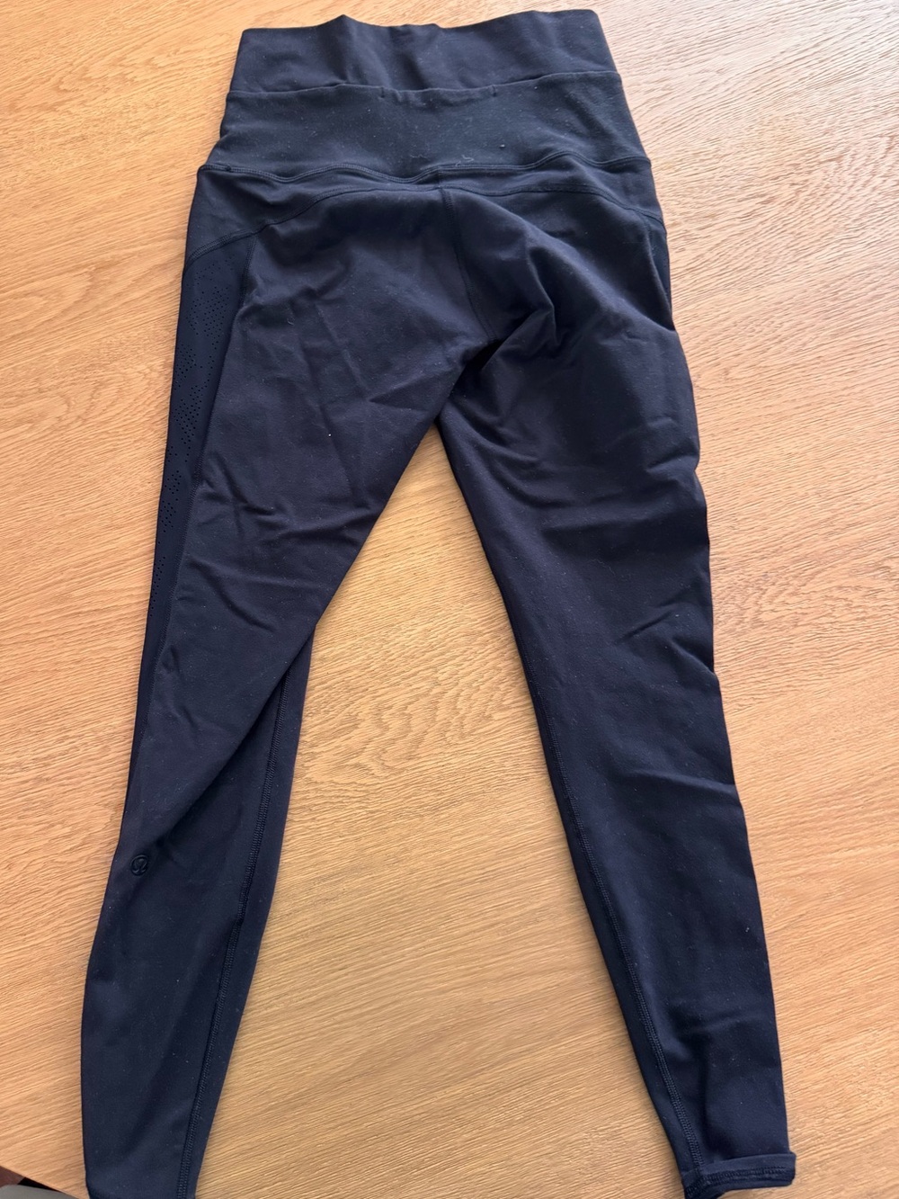 Black lululemon leggings with side detail